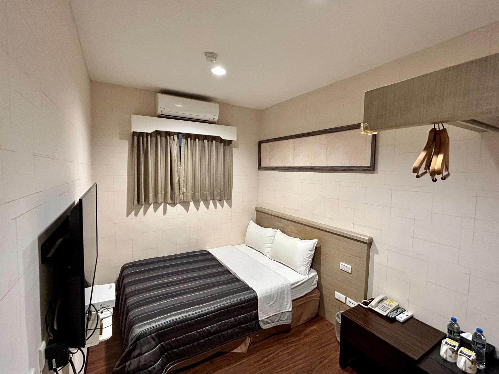 Home Full Hotel Jincheng Esterno foto