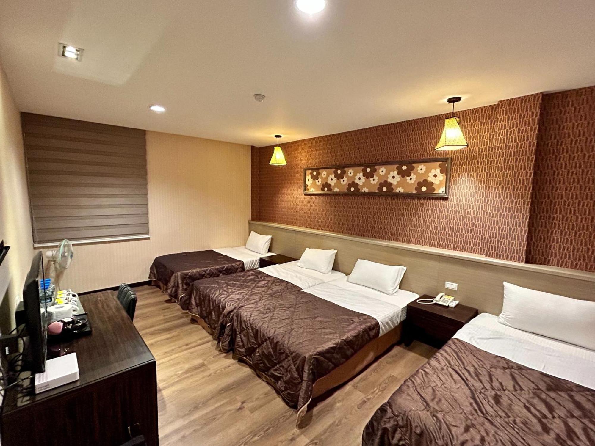 Home Full Hotel Jincheng Esterno foto
