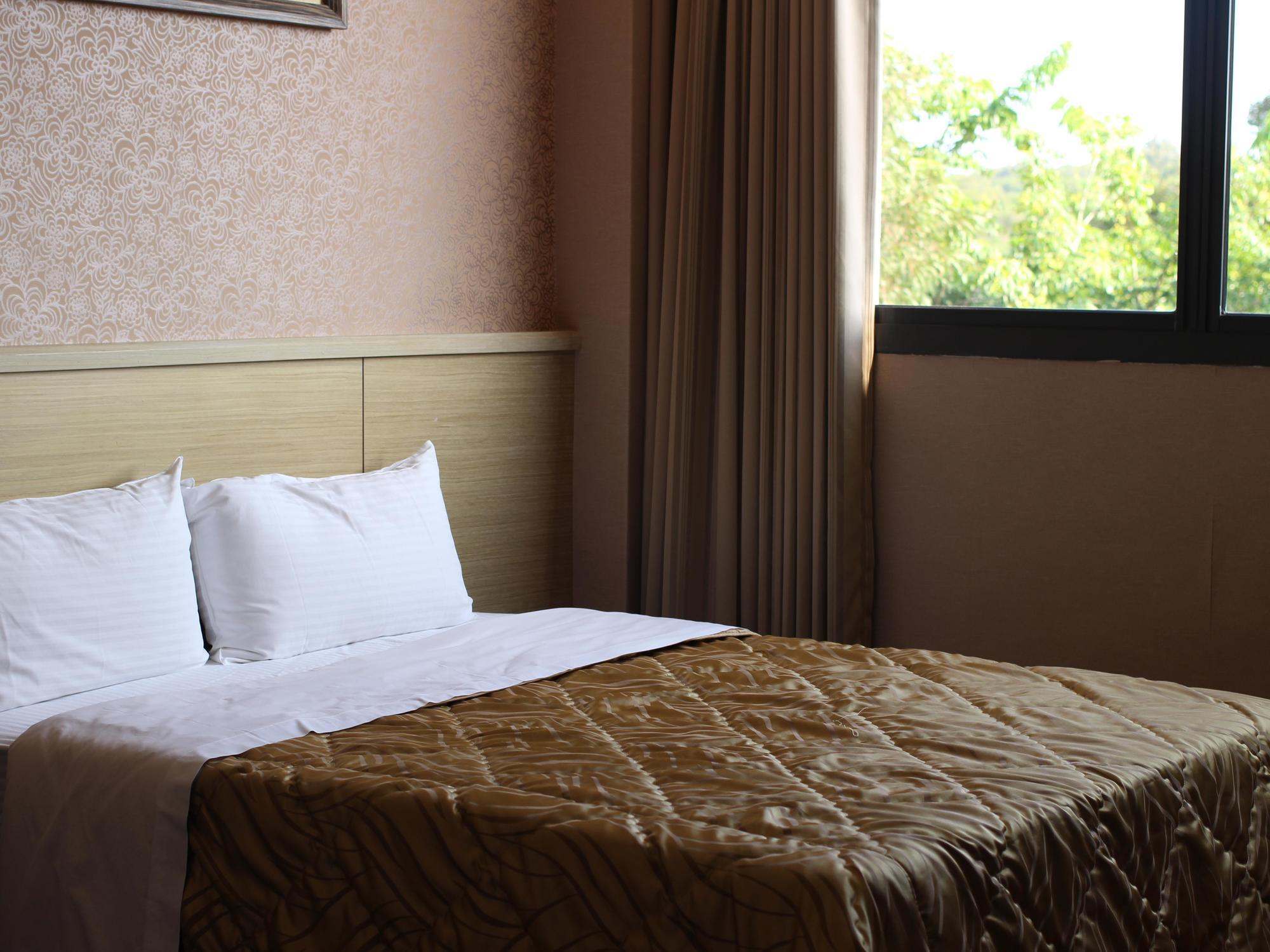 Home Full Hotel Jincheng Esterno foto