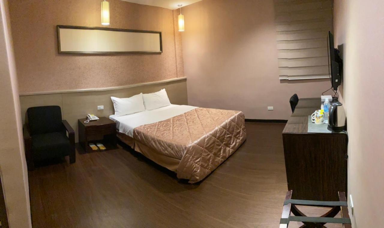 Home Full Hotel Jincheng Esterno foto